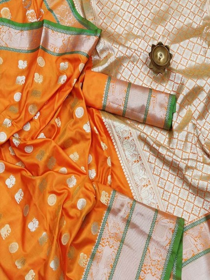 Gorgeous Look Kanjivaram Soft Silk Saree with Jacquard border